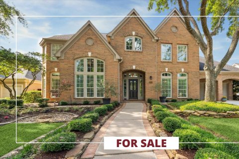 15411 Parkwood Way